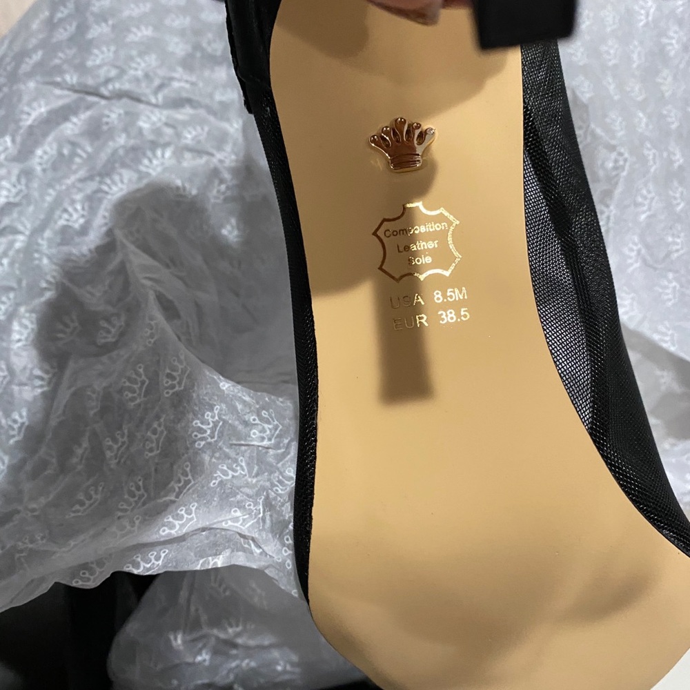 Designer Heels - Picture 5 of 5